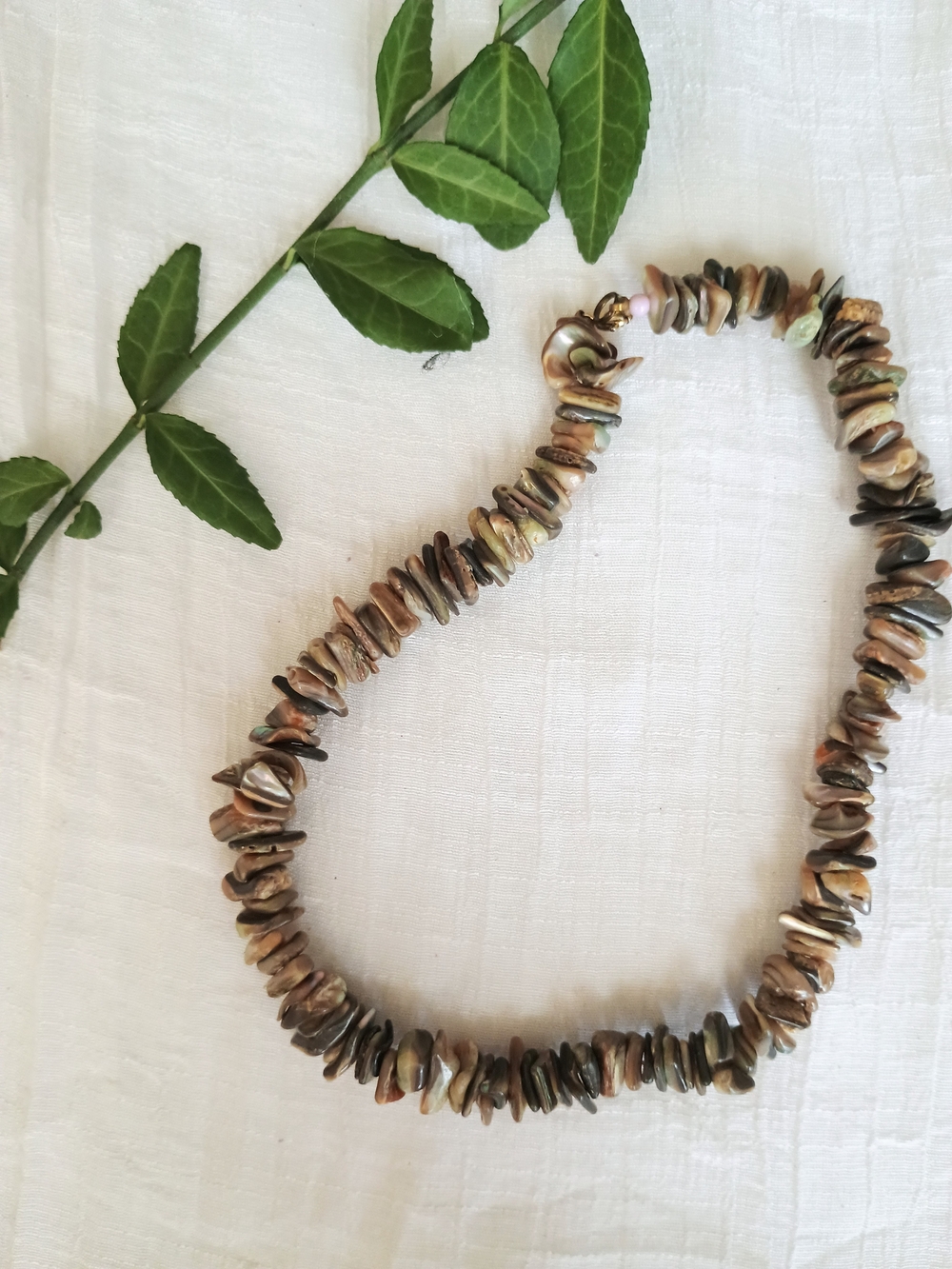 🏄🏼 SURF CHIC 🏄 TRu VTG Thick Cut Chipped Natural Abalone Shell Choker, Grunge